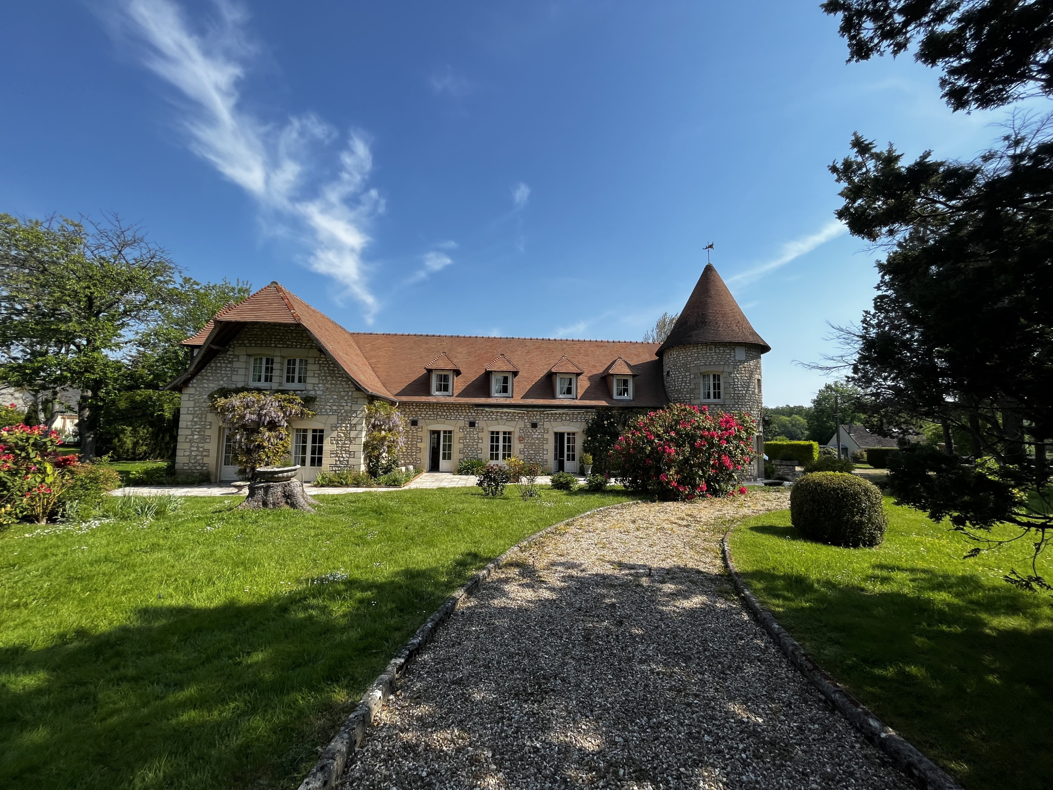 Bourgtheroulde au calme propriété d'exception